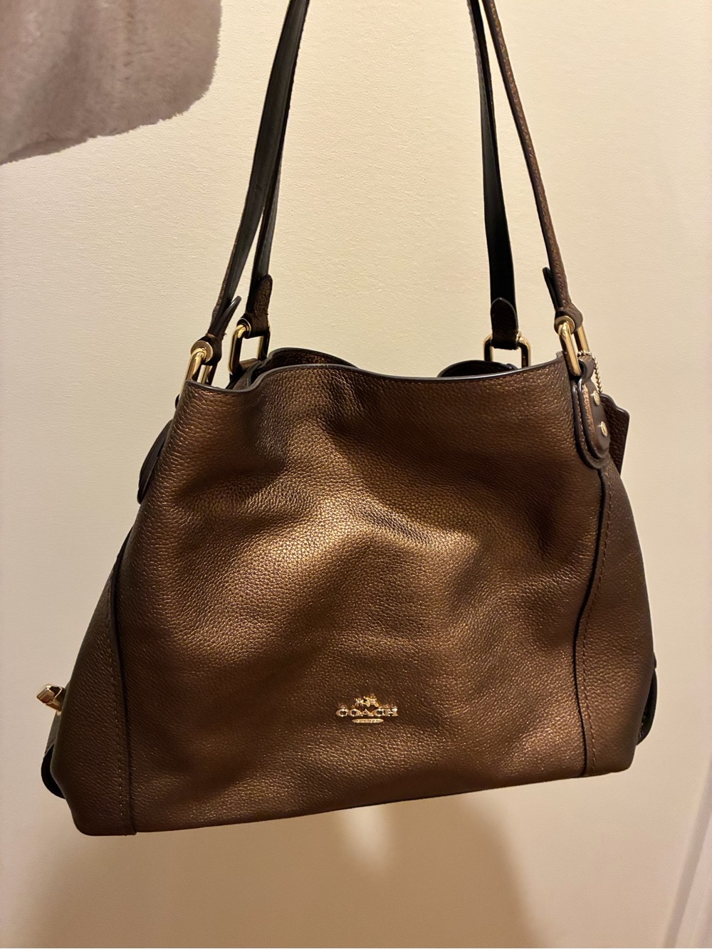 Coach Brown Leather Shoulder Bag with Gold Hardware -Purse - Picture 7 of 15